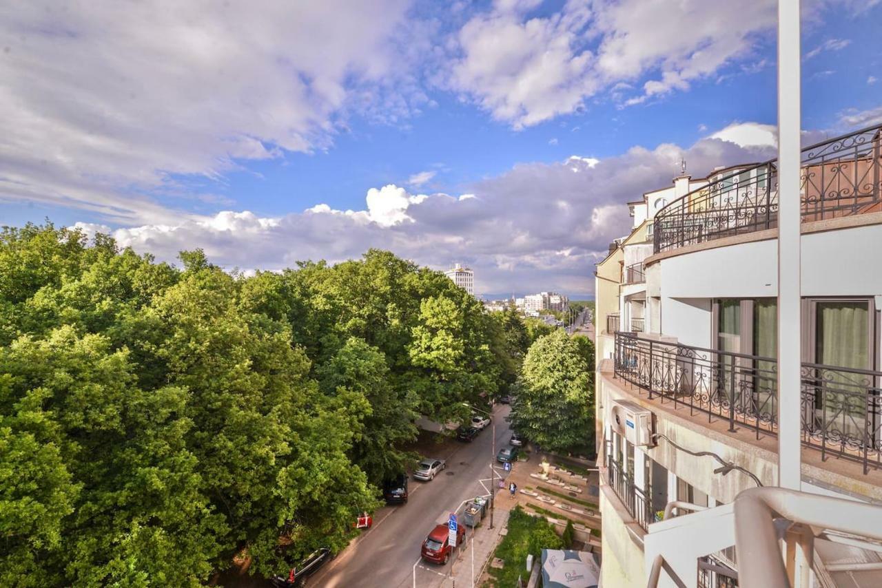 South Park, Vitosha View, 2-Bdr, 2-Bthr Apartment By Flat Mаnager Sofia Luaran gambar